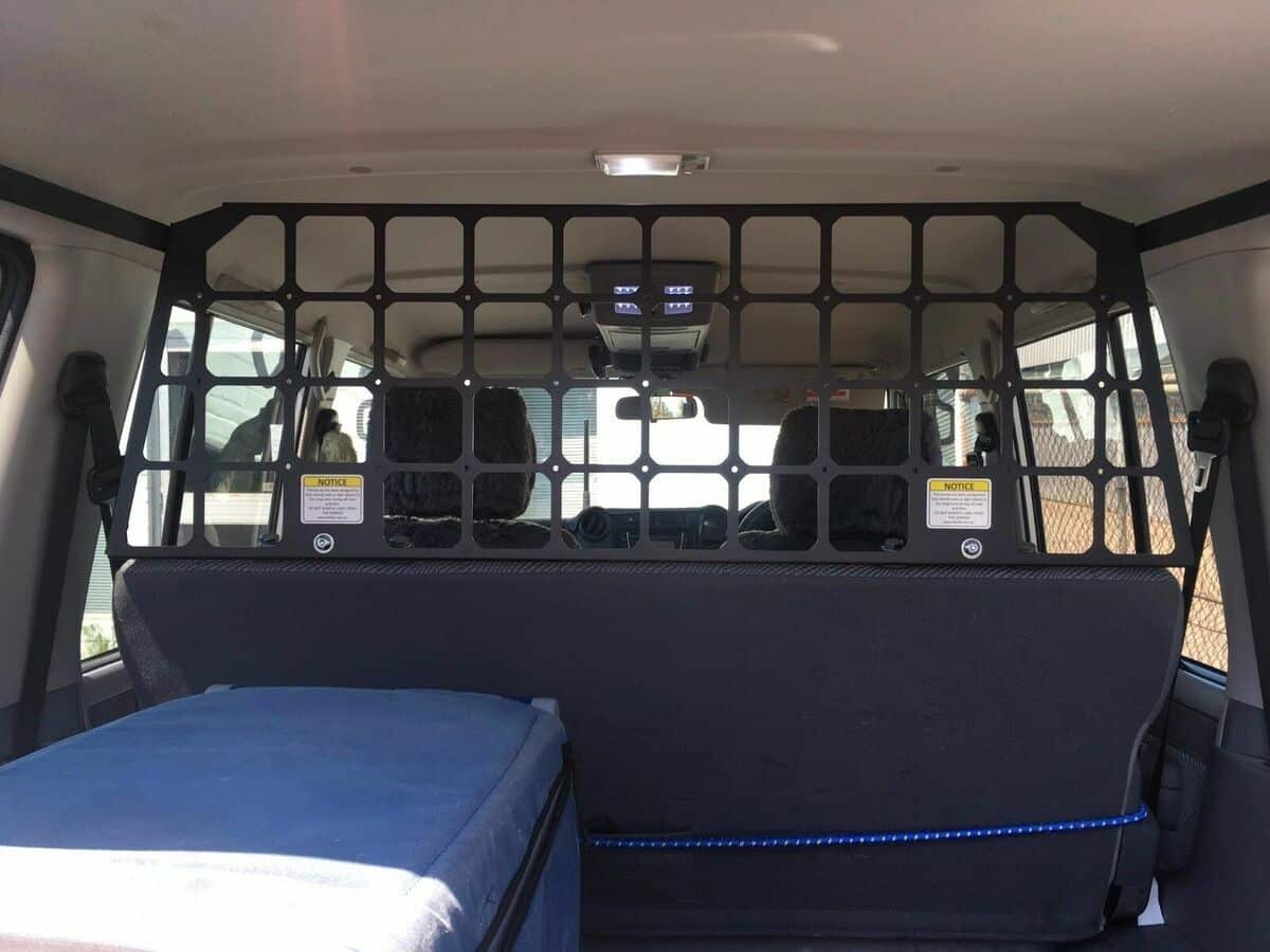LC76 Light Cargo &amp Pet Barrier